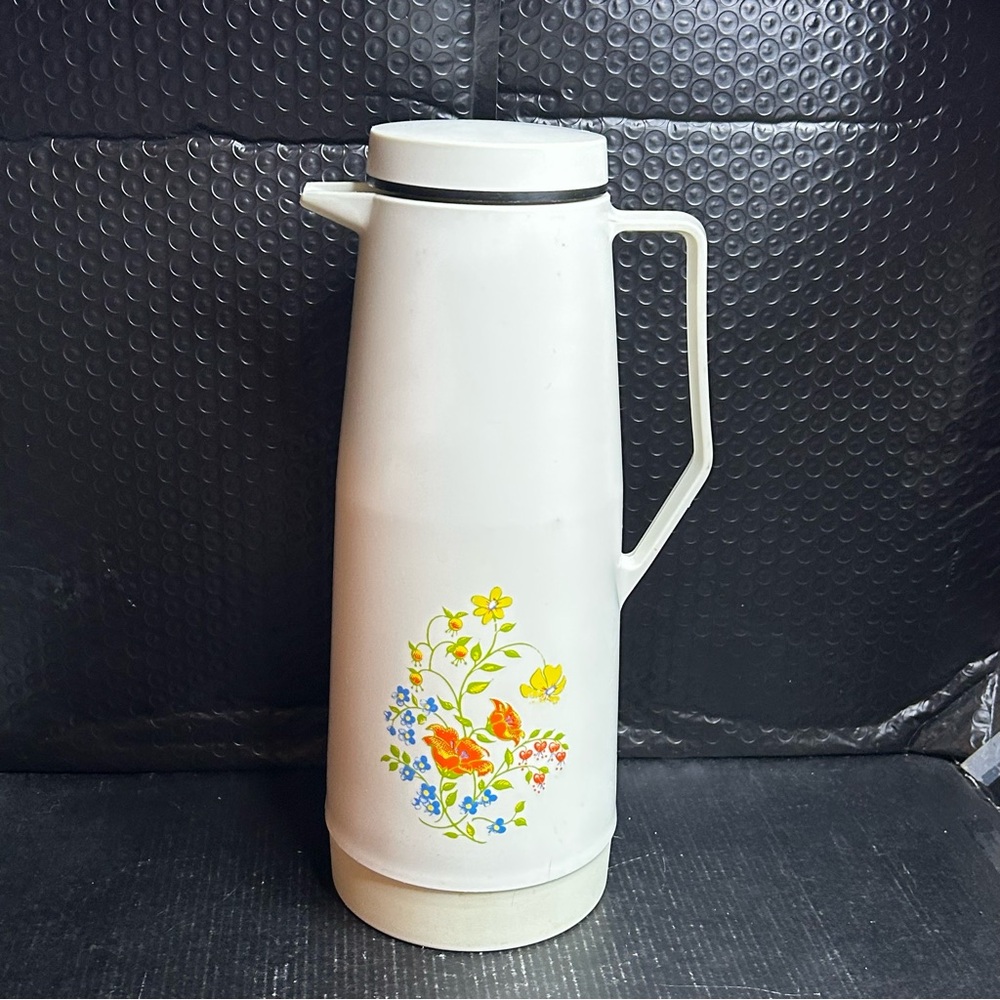 Vintage Thermos King Seely Model 90 Q Floral Thermos Carafe w/Lid.